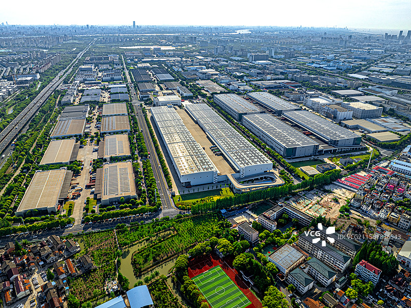 捷豹路虎零配件亚太分拨中心 上海外高桥保税区 自由贸易试验区内的物流仓库和产业厂房图片素材