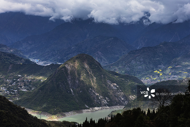 成都紫坪铺水库自然风光图片素材