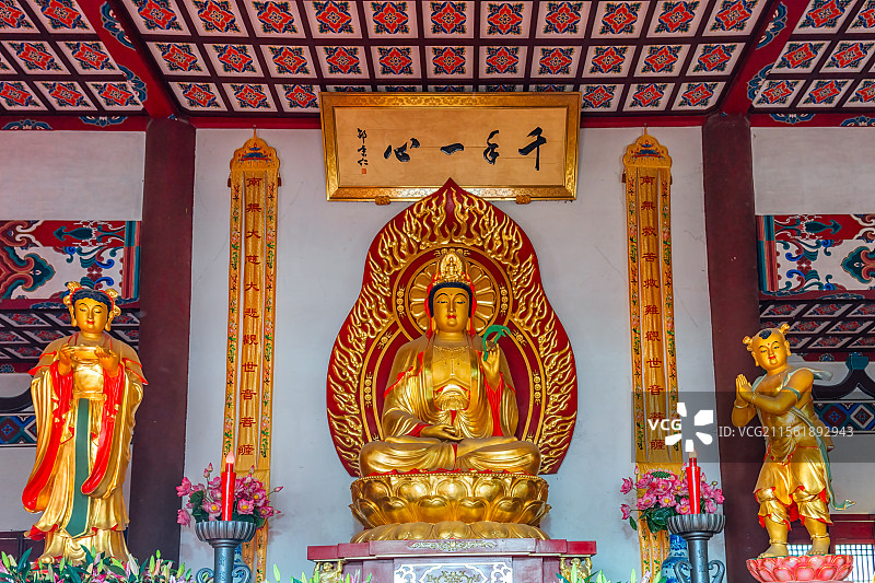 江苏省徐州市宝莲寺佛教中国元素佛像雕塑图片素材