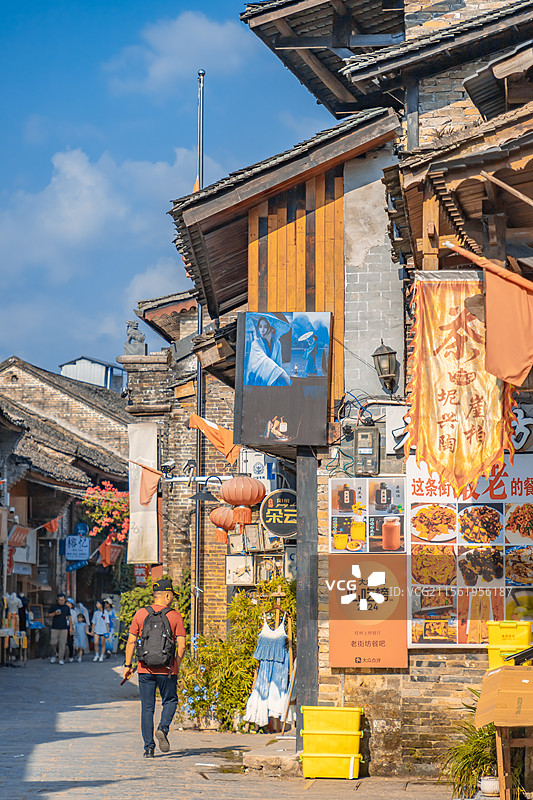 桂林阳朔兴平古镇风景，兴坪古镇风景，阳朔，兴坪古镇，喀斯特地貌，漓江图片素材