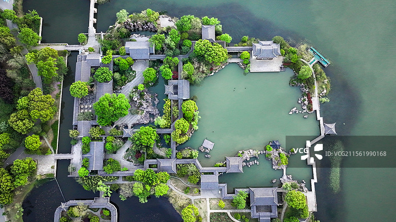 航拍常熟市尚湖风景区拂水山庄图片素材