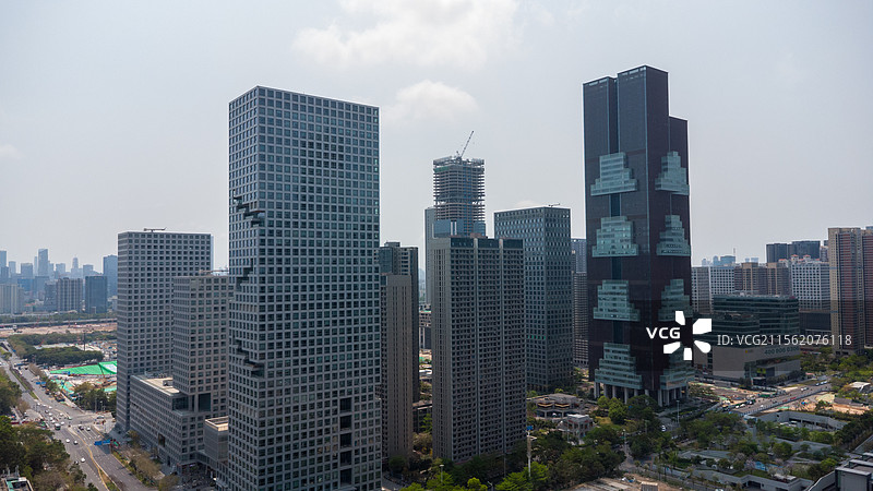 航拍全景：深圳市南山区西丽街道留仙洞总部基地-万科云城-深圳国际创新谷-创智云城-城市风光建筑图片素材