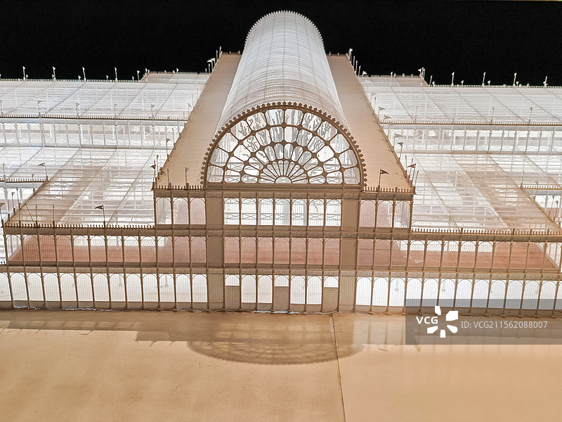 1851年英国伦敦世博会（万国博览会）场馆水晶宫模型（摄于上海世博会博物馆）图片素材