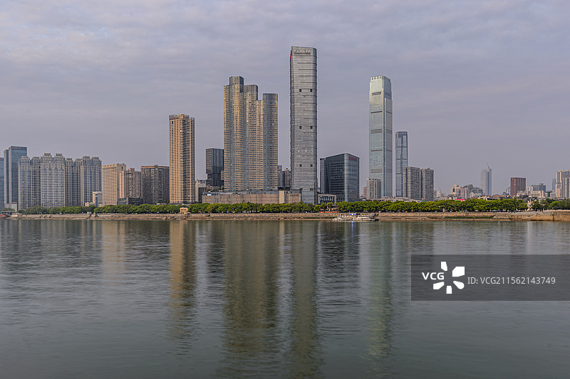 长沙湘江风光带（华远国际中心周边）图片素材