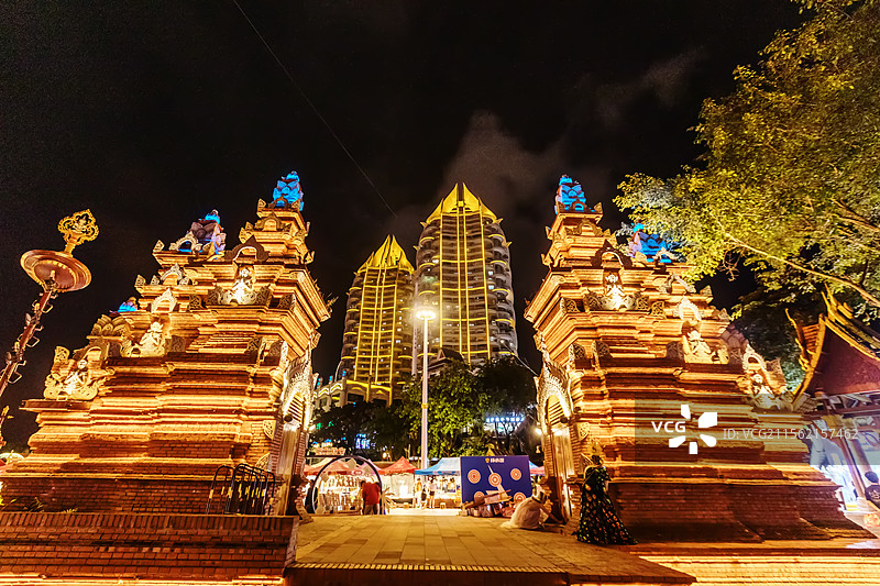 西双版纳告庄夜市 星光夜市图片素材