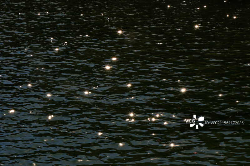 水面星光图片素材