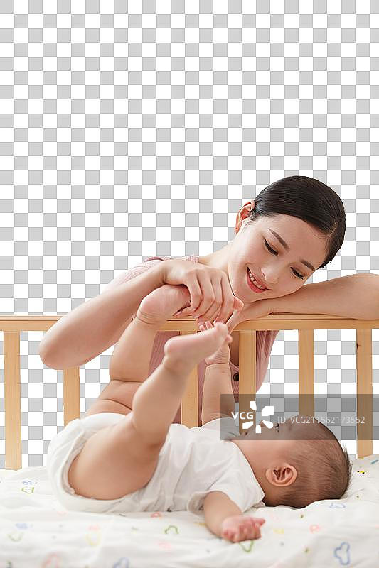 妈妈陪宝宝玩耍图片素材