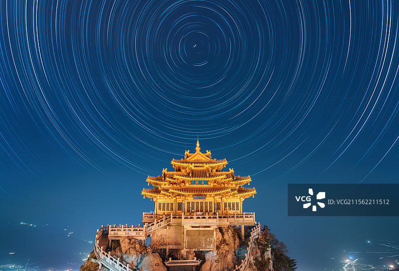 老君山金顶星轨图片素材