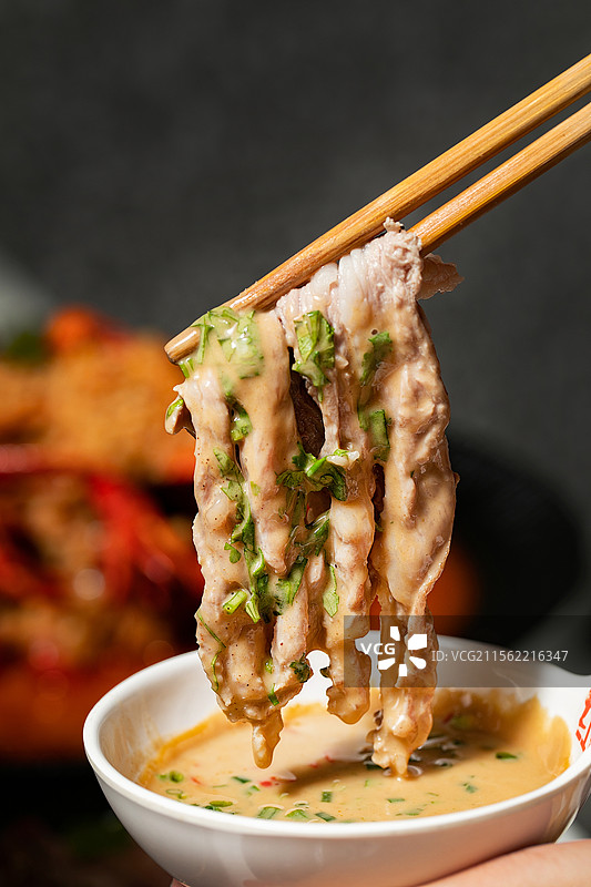 老北京涮肉铜锅涮肉涮羊肉景泰蓝现切羊肉热气羊肉麻酱涮肉滋补羊肉贴秋膘清水羊肉肥羊卷羔羊肉羊上脑图片素材