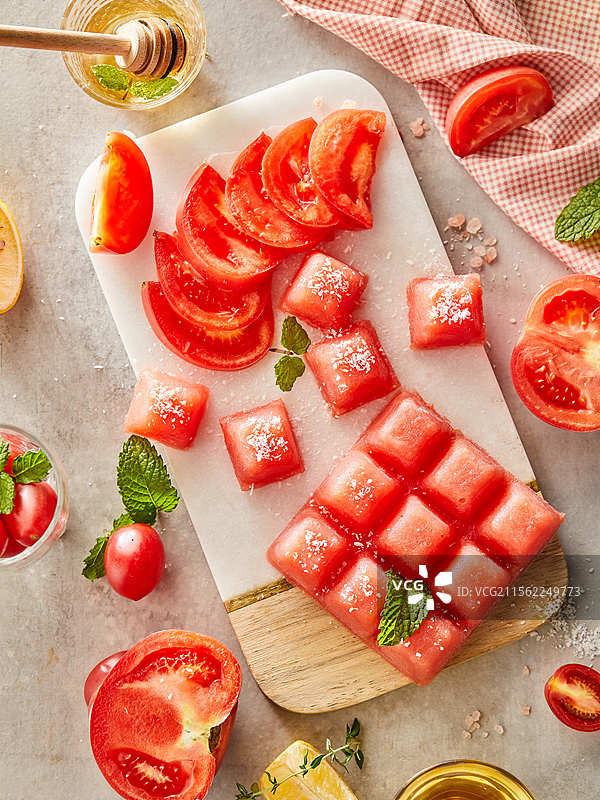 夏季冷饮雪糕 西红柿冰淇淋图片素材