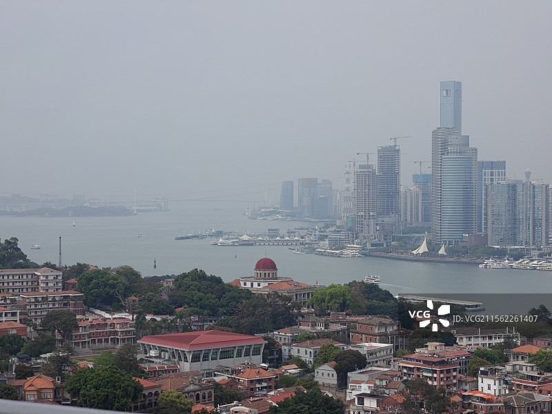 日光岩俯瞰鼓浪屿+鹭江两岸风光图片素材
