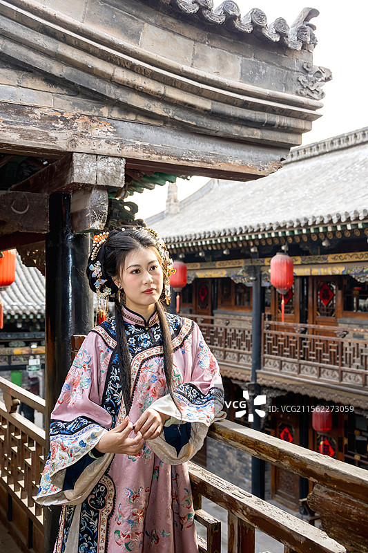 晋商大小姐平遥古城古装古建日升昌人像摄影图片素材