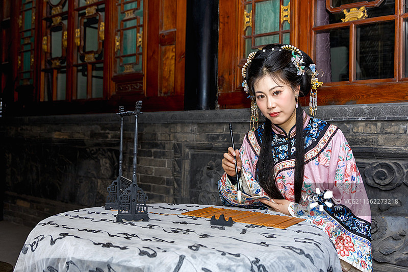 晋商大小姐平遥古城古装古建日升昌人像摄影图片素材