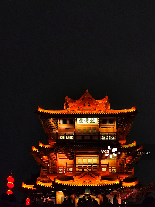 肇庆披云楼夜景图片素材