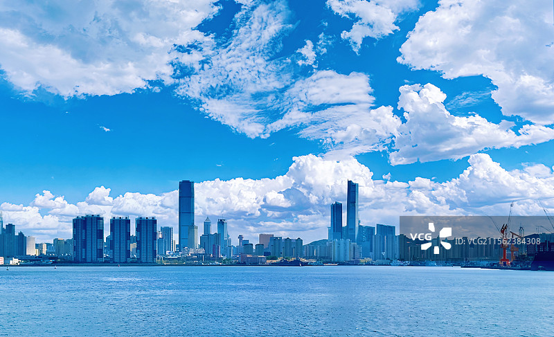 辽宁省大连市钻石湾世界滨海公园大连港图片素材