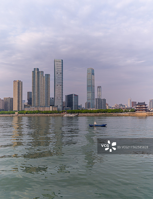 长沙湘江风光带（华远国际中心周边）图片素材