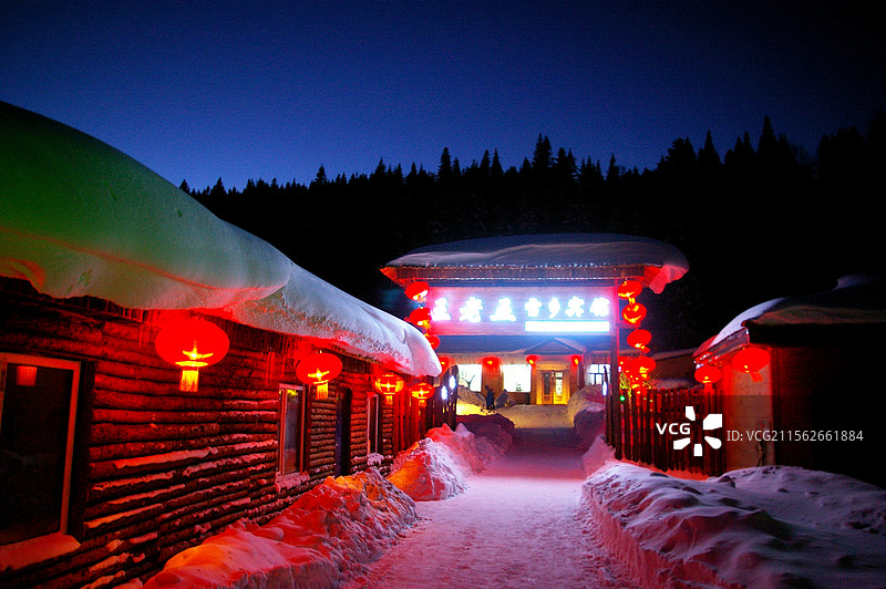 雪乡夜景图片素材