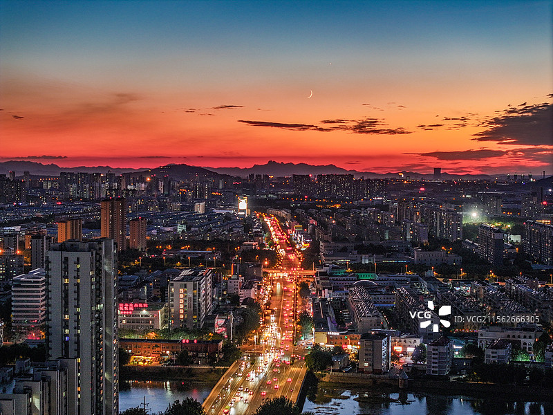 秦皇岛开发区汤河夜景图片素材
