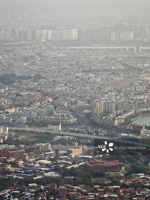 泉州清源山南台岩俯瞰城市风光图片素材