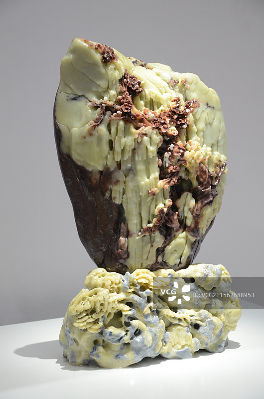 国家级非遗-青田石雕《香雪海》作品图片素材