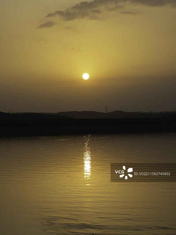 绵阳仙海风景区日落时分图片素材