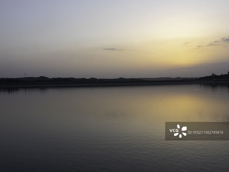 绵阳仙海风景区日落时分图片素材