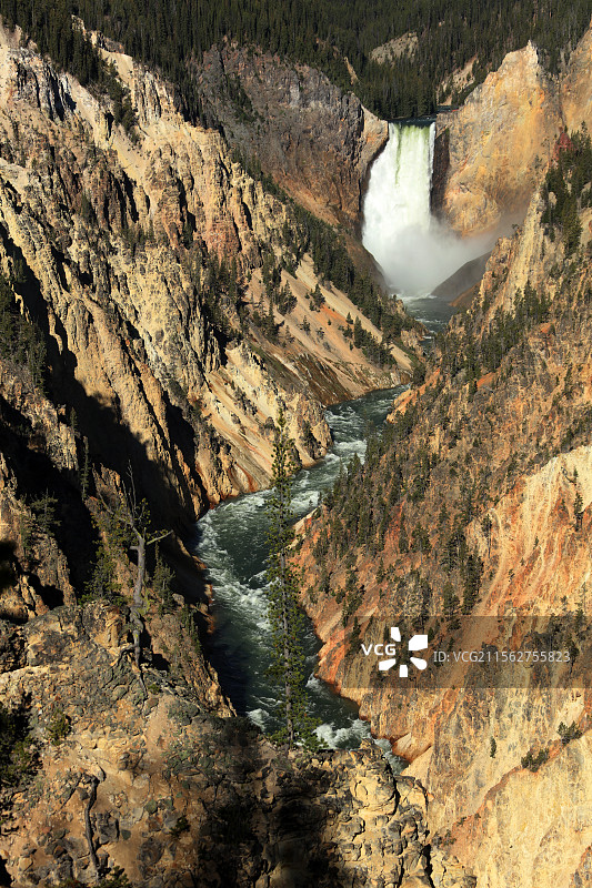 黄石瀑布图片素材