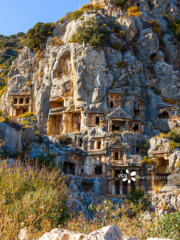 土耳其迈拉古城遗址岩石墓穴图片素材