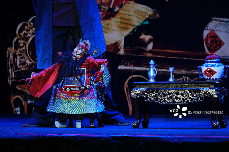 木偶戏-钟馗醉酒图片素材