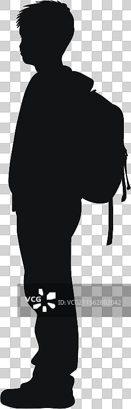 背着背包的年轻男性剪影站立着图片素材