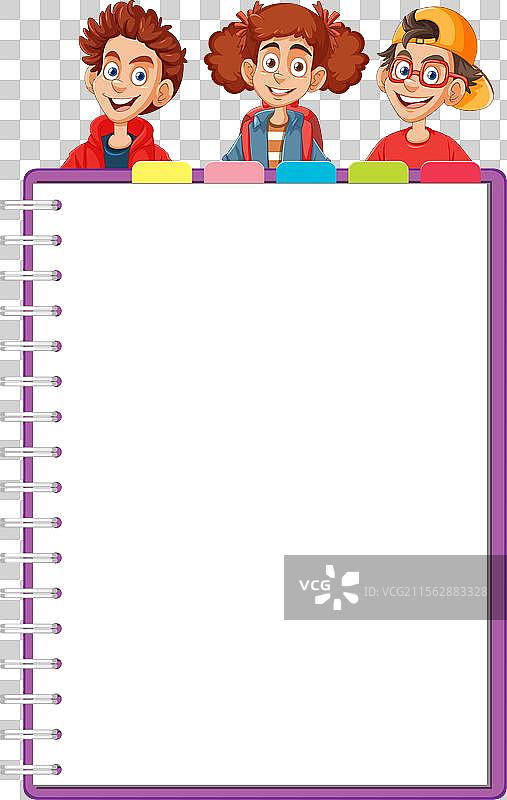 三个快乐的孩子在一只空白笔记本上探头探脑图片素材