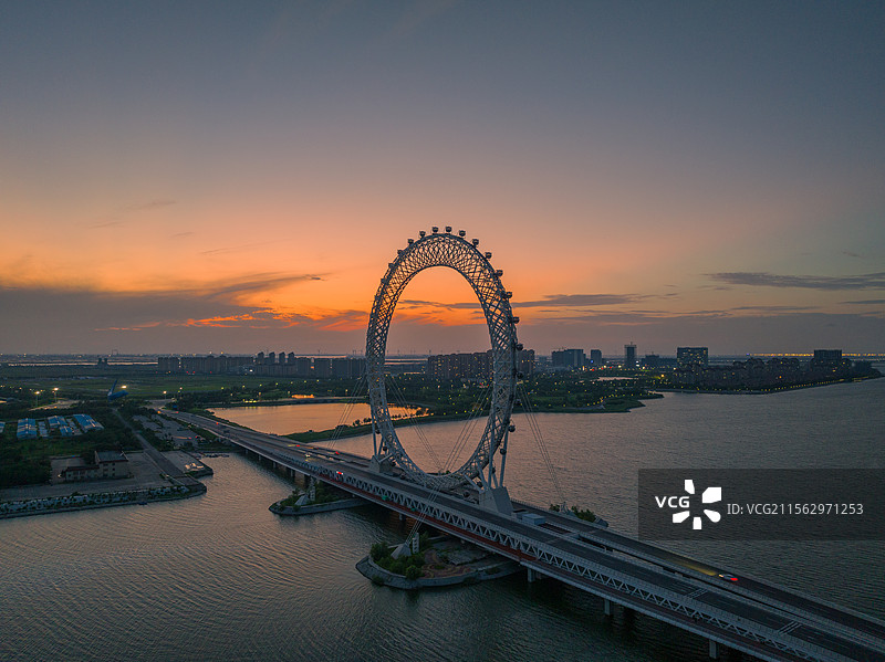 航拍潍坊渤海之眼摩天轮图片素材