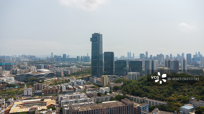 航拍全景：晴天深圳市南山区西丽街道留仙洞大沙河-城市天际线-城市风光建筑图片素材