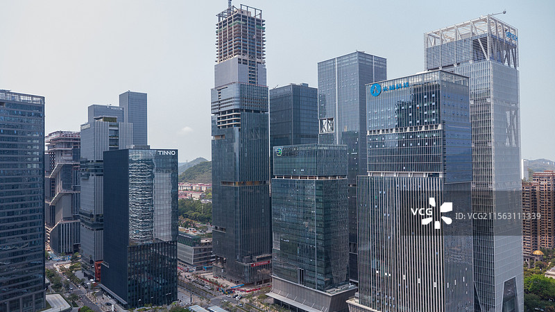 航拍全景：深圳市南山区西丽街道留仙洞总部基地-万科云城-深圳国际创新谷-创智云城-城市风光建筑图片素材