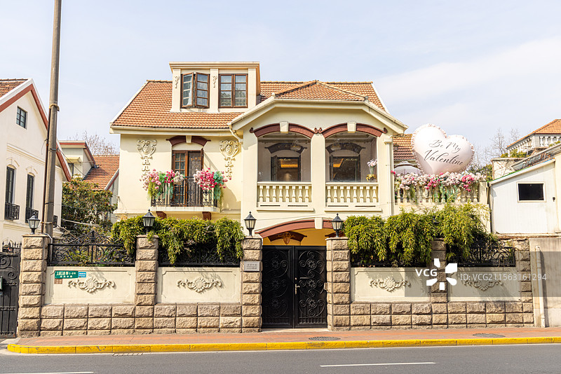 上海淮海中路1818弄法式洋房 世界船王包玉刚旧居​​图片素材