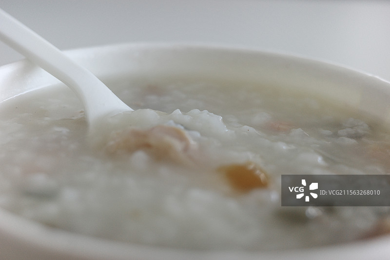 一碗皮蛋瘦肉粥图片素材