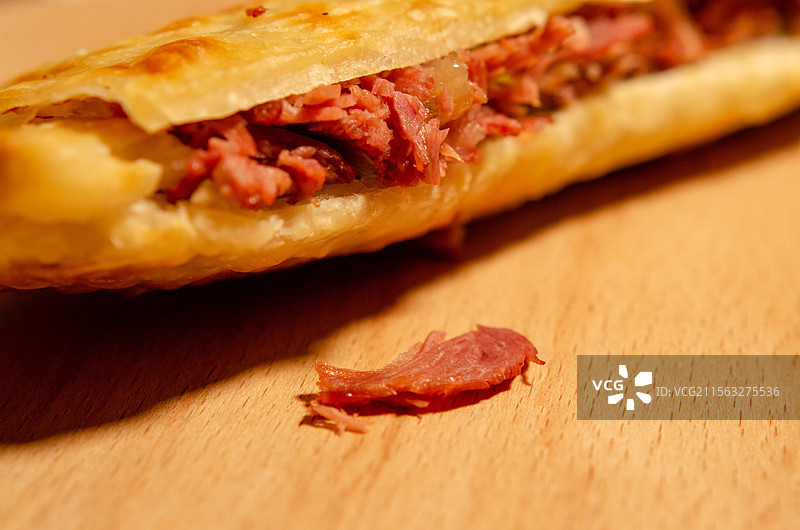 案板上肉夹馍特写图片素材