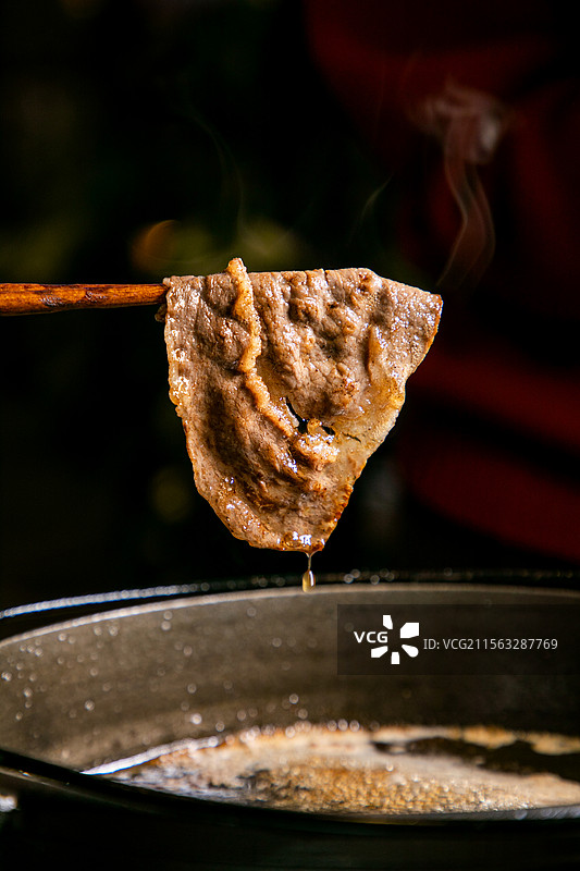 和牛自助放题火锅澳洲和牛M8和牛M9和牛谷饲牛肉鲜牛肉雪花牛肉嫩牛肉日式火锅寿喜烧寿喜锅和牛寿喜汤图片素材