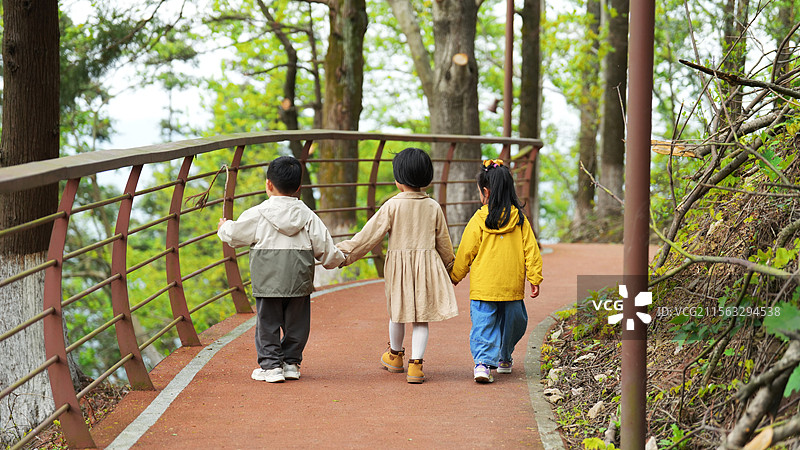 莫干山亲子徒步（湖州德清莫干山）图片素材