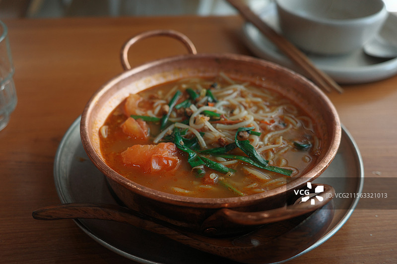 桌子云南米线图片素材