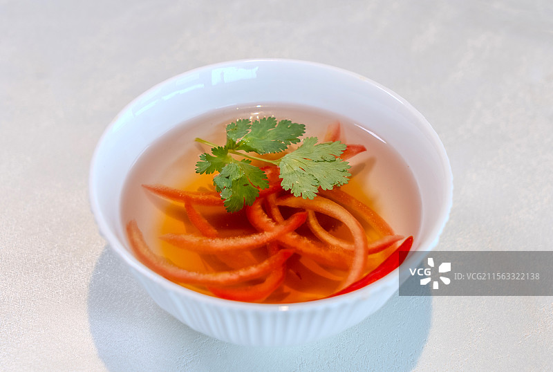 腾冲特色美食炒饵块  腾冲大救驾 酸汤配炒饵块 炒饵块精美图片 腾冲特色酸汤图片素材