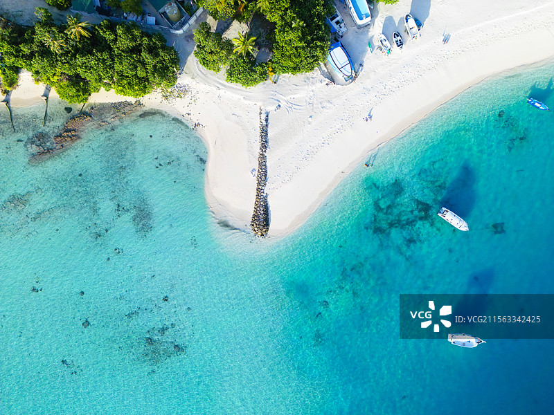 海滩的鸟瞰图图片素材