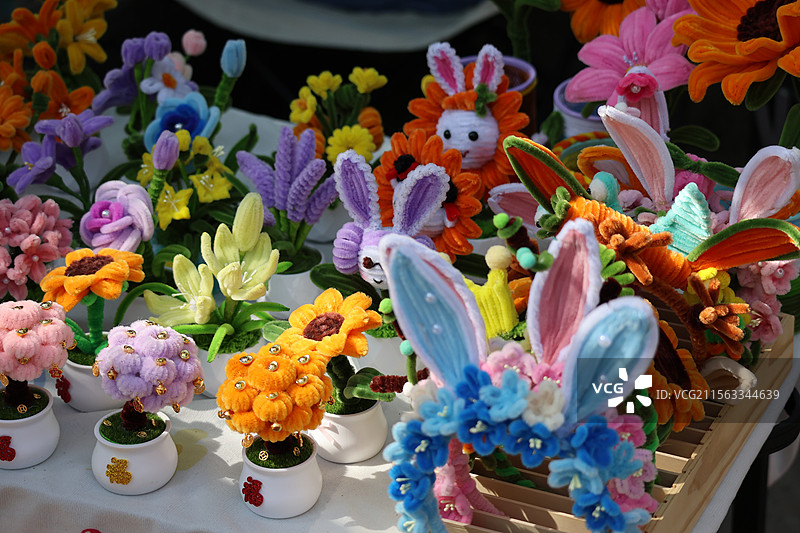 扭扭棒手工饰品图片素材