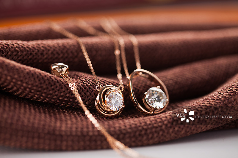 钻石玫瑰金项链图片素材