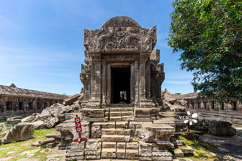 柬埔寨著名旅游景点世界文化遗产柏威夏寺（Preah Vihear）中央大殿塔庙特写图片素材