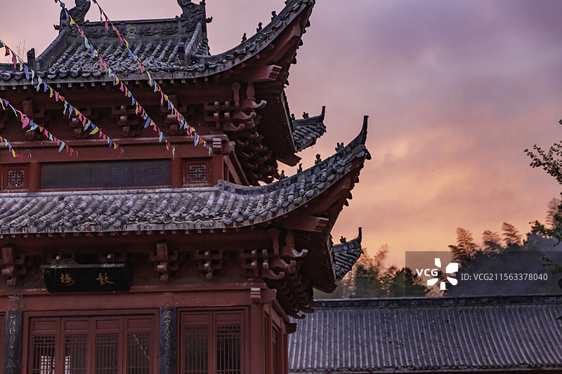 河南商城县法眼寺火烧云图片素材