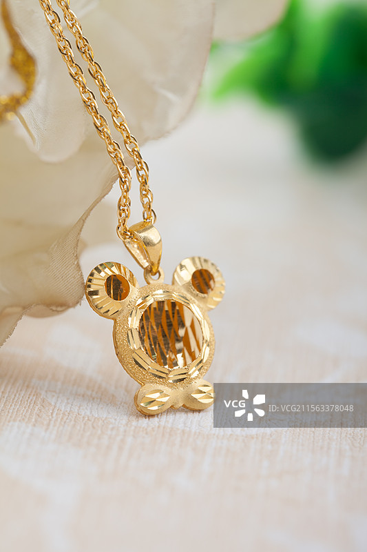 黄金项链 吊坠图片素材