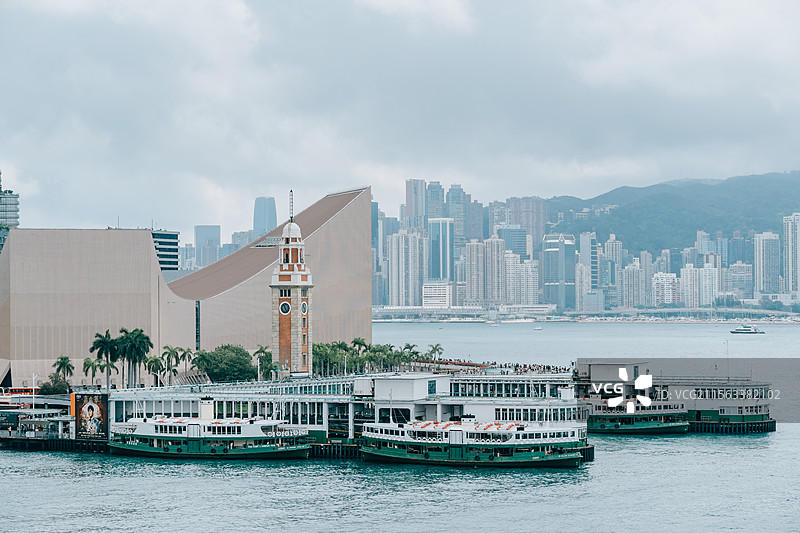 香港天星码头维多利亚港天星小轮海运大厦观景平台图片素材