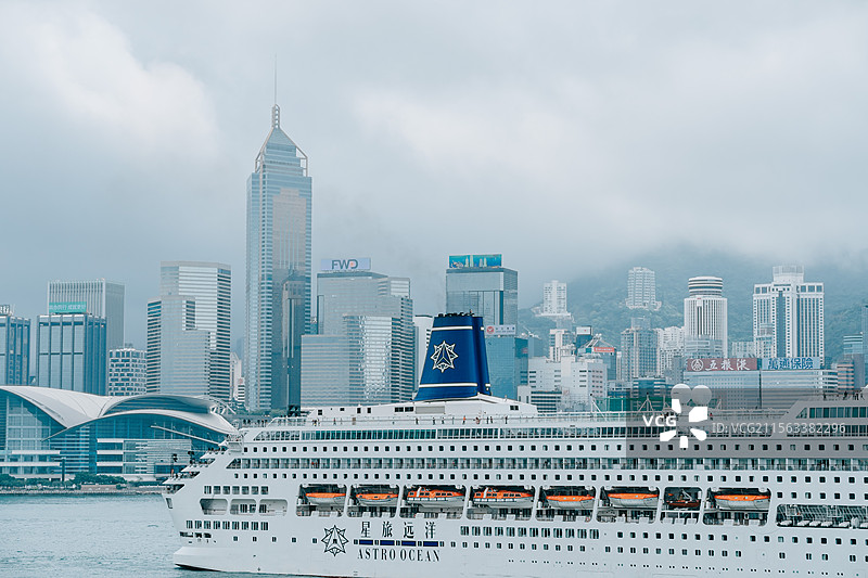 香港天星码头维多利亚港天星小轮海运大厦观景平台图片素材