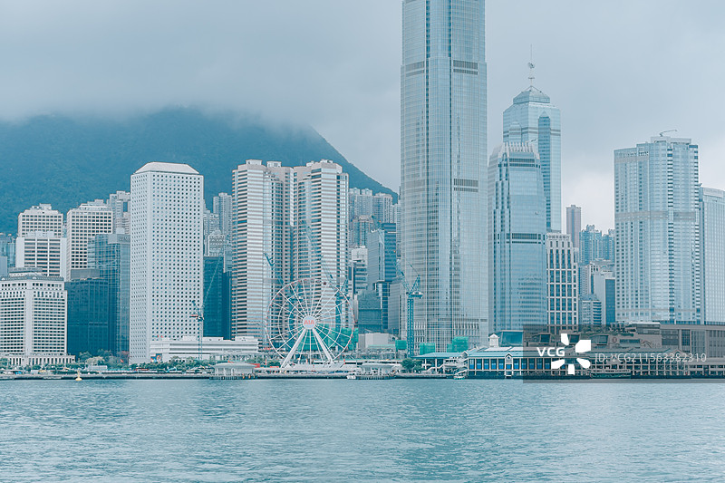 香港天星码头维多利亚港天星小轮海运大厦观景平台图片素材